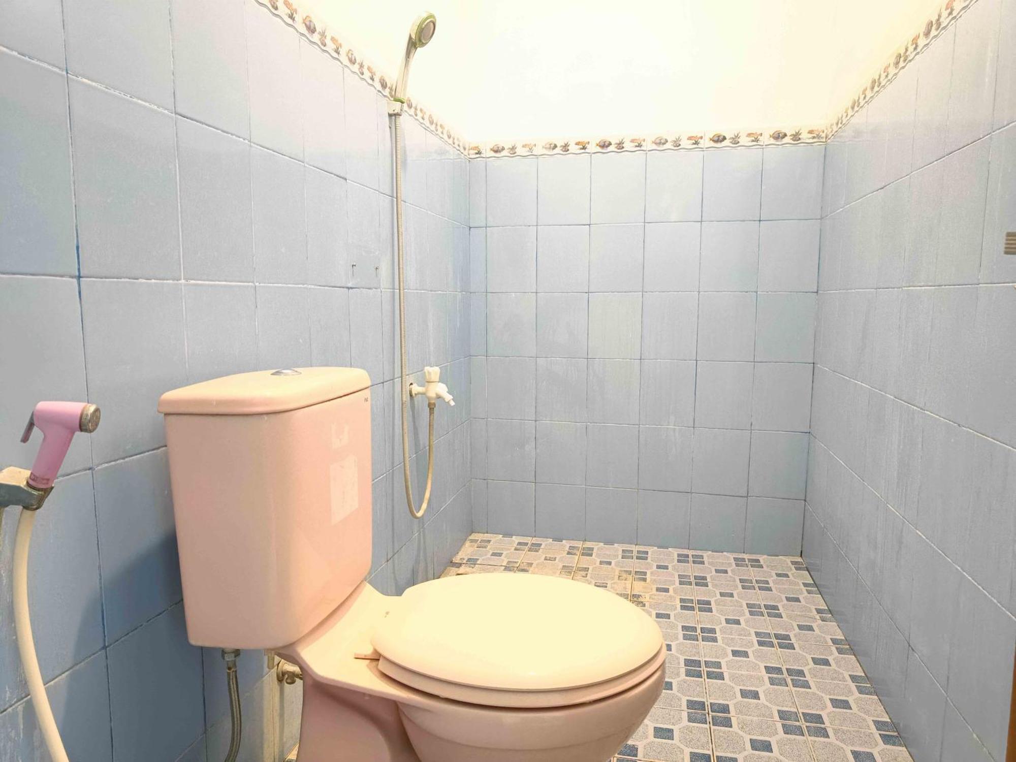 Jogo Segoro Homestay Mitra Reddoorz Near Pantai Sundak Gunungkidul Ngandong Zimmer foto